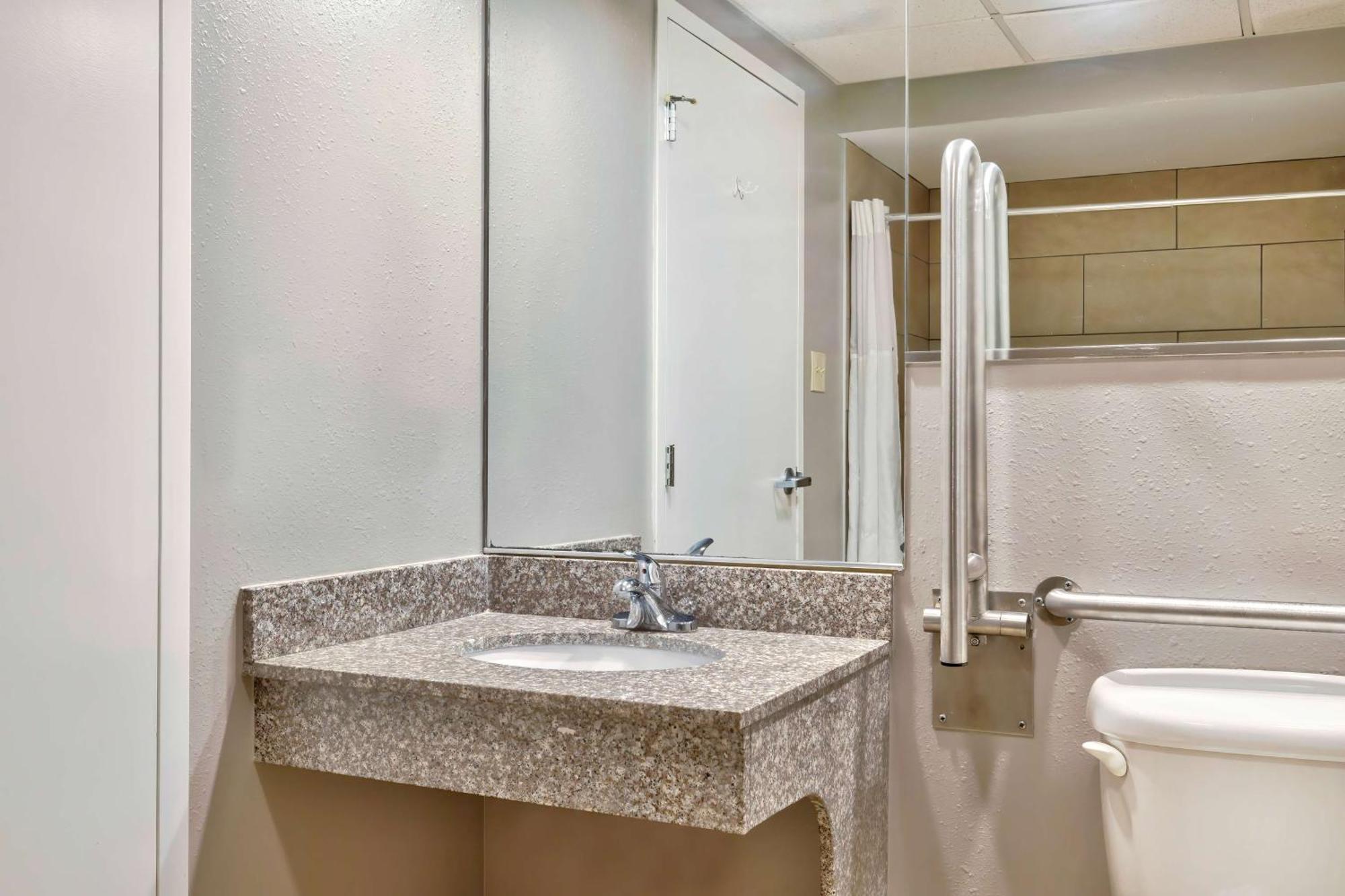 Motel 6 Bethel, Ct - Danbury Eksteriør bilde