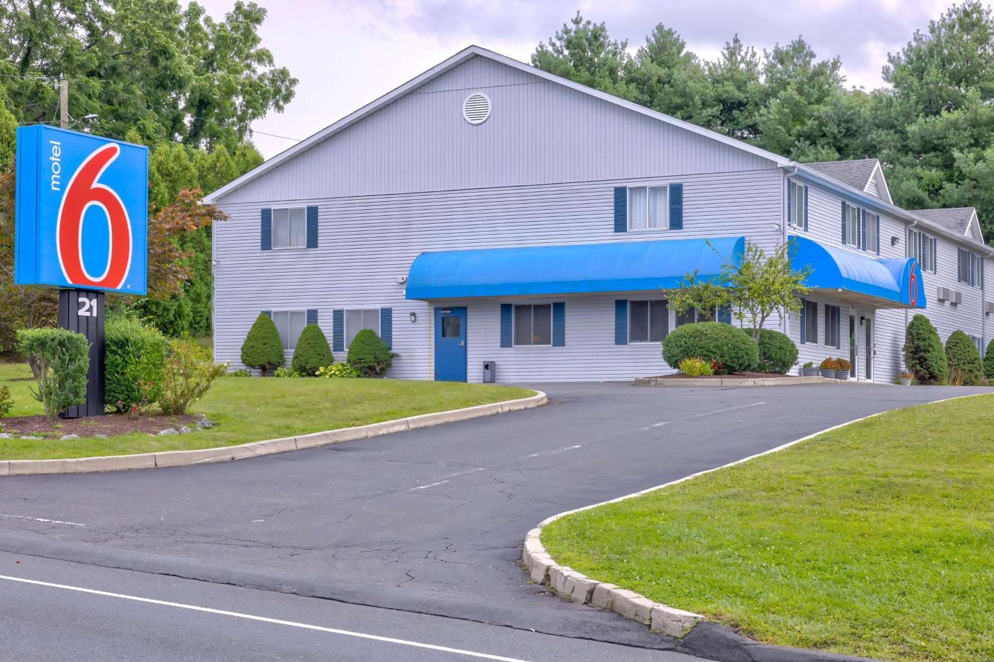 Motel 6 Bethel, Ct - Danbury Eksteriør bilde